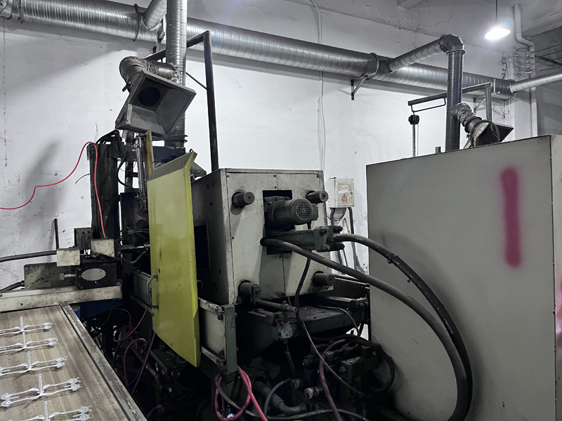 Miért égnek mindig a lámpák Jinhua Hanjia műhelyeiben?